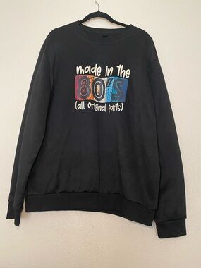 Menfinity Black Crewneck Sweatshirt - XL Tag Detail